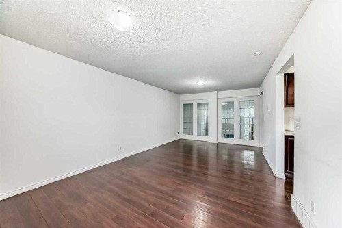 5-5400 Dalhousie Drive Nw, Calgary, AB - Indoor Photo Showing Other Room