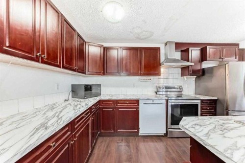 5-5400 Dalhousie Drive Nw, Calgary, AB - Indoor Photo Showing Kitchen