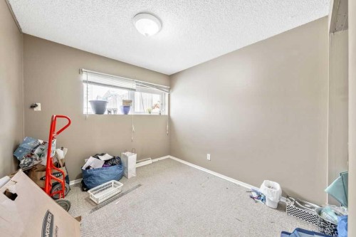 706 68 Avenue Sw, Calgary, AB - Indoor Photo Showing Other Room