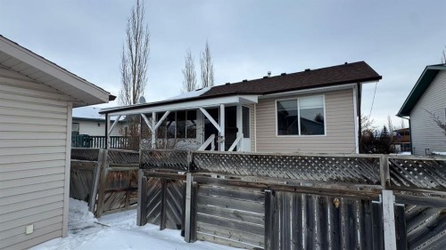 72 Herder Drive, Sylvan Lake, AB - Outdoor With Exterior