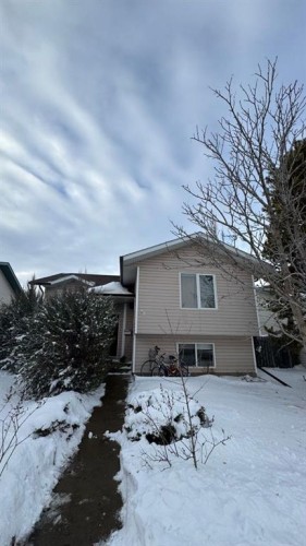 72 Herder Drive, Sylvan Lake, AB - Outdoor