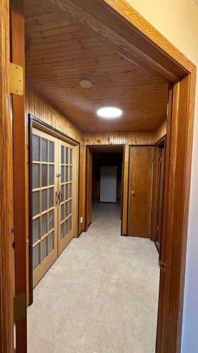 72 Herder Drive, Sylvan Lake, AB - Indoor Photo Showing Other Room