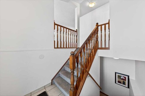 184 Falmere Way Ne, Calgary, AB 