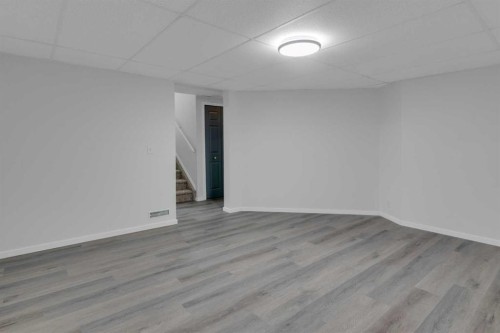 227 Harvest Gold Place Ne, Calgary, AB - Indoor Photo Showing Other Room