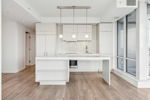 1107-615 6 Avenue Se, Calgary, AB - Indoor Photo Showing Kitchen With Upgraded Kitchen