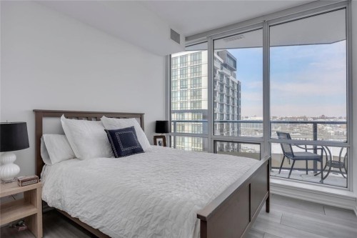 1107-615 6 Avenue Se, Calgary, AB - Indoor Photo Showing Bedroom