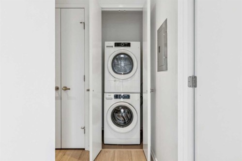 1107-615 6 Avenue Se, Calgary, AB - Indoor Photo Showing Laundry Room
