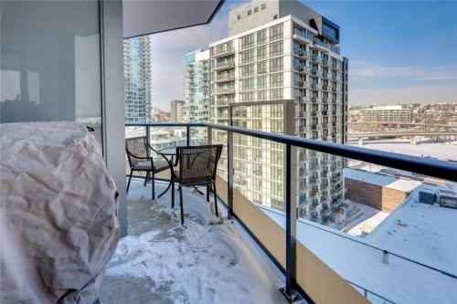 1107-615 6 Avenue Se, Calgary, AB - Outdoor With Balcony