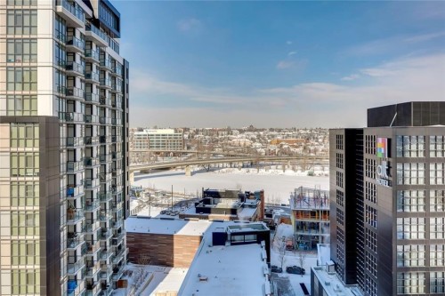 1107-615 6 Avenue Se, Calgary, AB - Outdoor