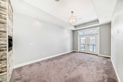 230 37 Street Nw, Calgary, AB - Indoor Photo Showing Other Room