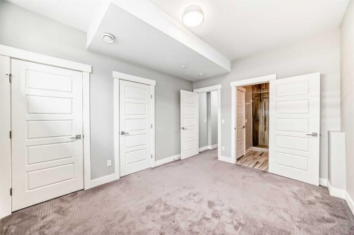 230 37 Street Nw, Calgary, AB - Indoor Photo Showing Other Room