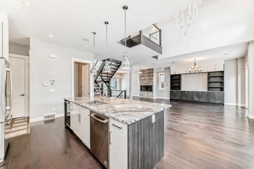 230 37 Street Nw, Calgary, AB - Indoor Photo Showing Kitchen With Upgraded Kitchen