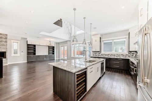 230 37 Street Nw, Calgary, AB - Indoor Photo Showing Kitchen With Upgraded Kitchen