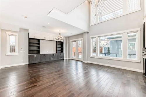 230 37 Street Nw, Calgary, AB - Indoor Photo Showing Living Room