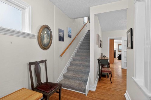 1720 11 Avenue Sw, Calgary, AB - Indoor Photo Showing Other Room