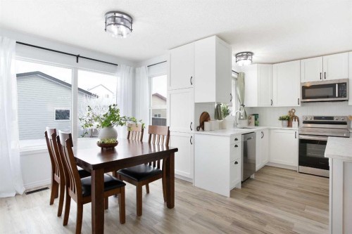 2348 Reunion Rise Nw, Airdrie, AB - Indoor