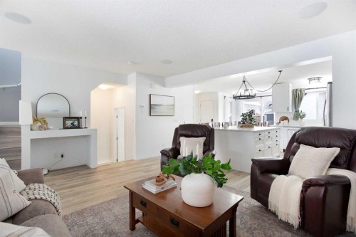 2348 Reunion Rise Nw, Airdrie, AB - Indoor