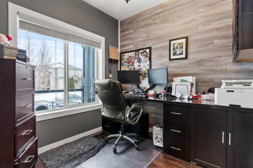 151 Willowbrook Drive Nw, Airdrie, AB - Indoor Photo Showing Office