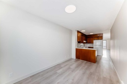 173 Castlebrook Way Ne, Calgary, AB - Indoor Photo Showing Kitchen