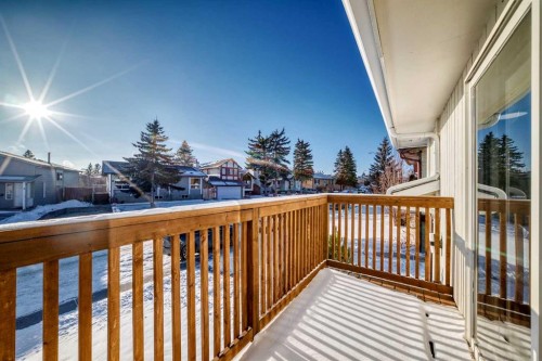 173 Castlebrook Way Ne, Calgary, AB - Outdoor With Exterior