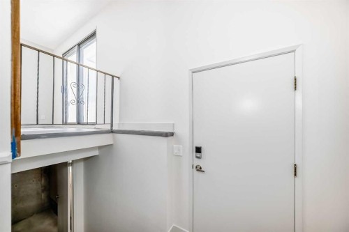 173 Castlebrook Way Ne, Calgary, AB - Indoor Photo Showing Other Room