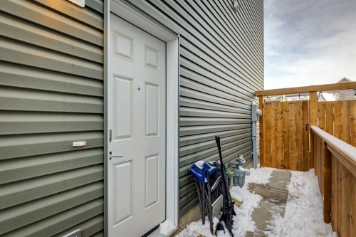 642 & 646 Rangeview Street Se, Calgary, AB - Outdoor With Exterior