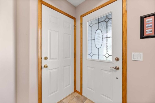 164 Stonegate Close Nw, Airdrie, AB - Indoor Photo Showing Other Room