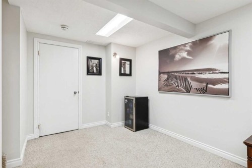 42 Cedarwood Hill Sw, Calgary, AB - Indoor Photo Showing Other Room