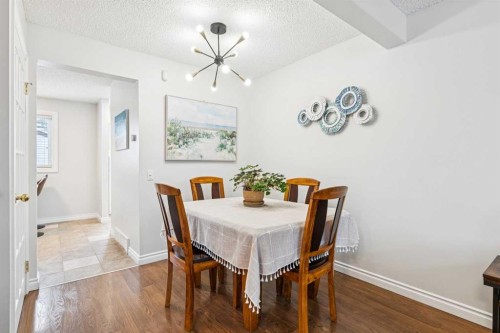 42 Cedarwood Hill Sw, Calgary, AB - Indoor Photo Showing Dining Room