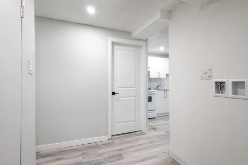 255 Rundleridge Drive Ne, Calgary, AB - Indoor Photo Showing Other Room