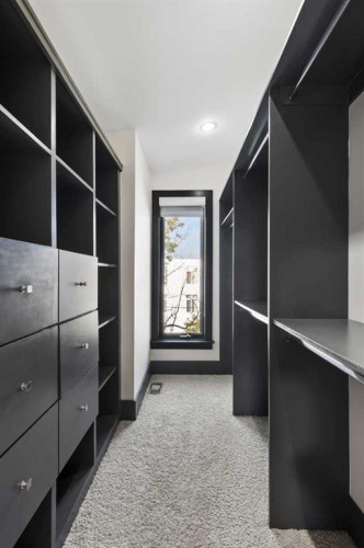 2217 17 Street Sw, Calgary, AB - Indoor