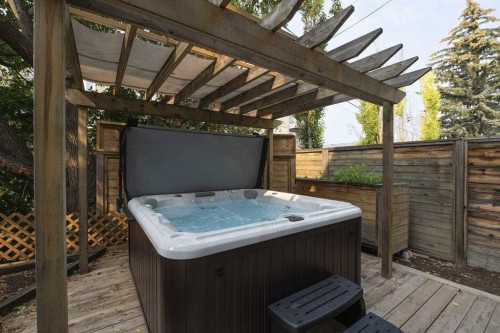 2217 17 Street Sw, Calgary, AB - Outdoor With Deck Patio Veranda With Exterior