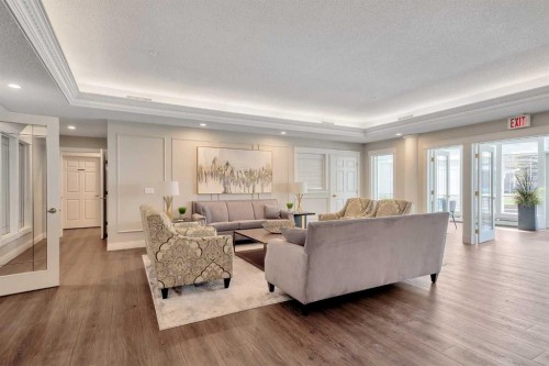 108-9449 19 Street Sw, Calgary, AB - Indoor Photo Showing Living Room