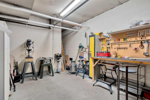 108-9449 19 Street Sw, Calgary, AB - Indoor