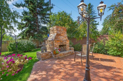 11 Sun Canyon Park Se, Calgary, AB - Outdoor