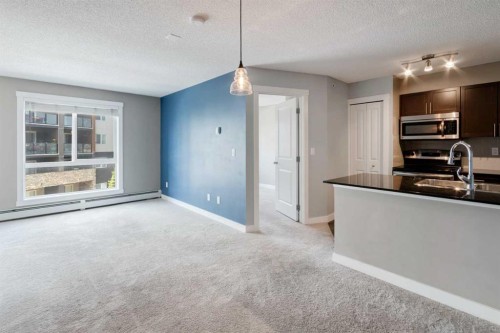 514-20 Kincora Glen Park Nw, Calgary, AB - Indoor Photo Showing Kitchen