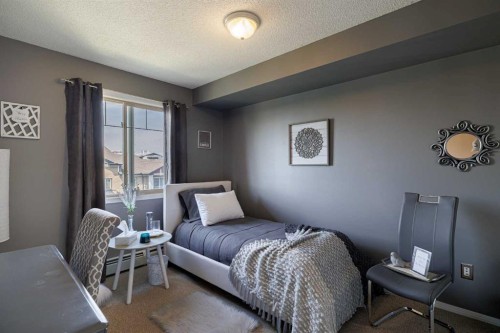 3418-60 Panatella Street Nw, Calgary, AB - Indoor Photo Showing Bedroom