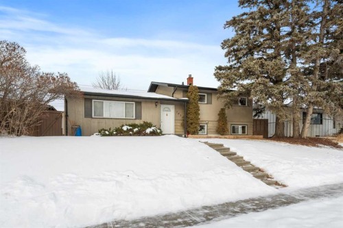 7819 Fairmount Drive Se, Calgary, AB - Outdoor With Facade