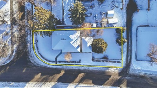 1347 Hamilton Street Nw, Calgary, AB - Outdoor With View