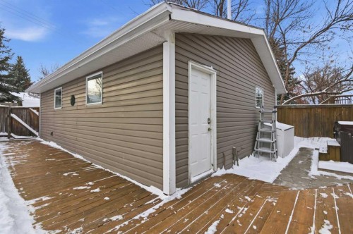 127 Queen Tamara Road Se, Calgary, AB - Outdoor With Exterior