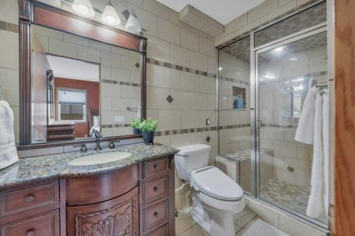 25-41124 Range Road 282, Rural Lacombe County, AB - Indoor Photo Showing Bathroom