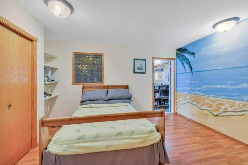 25-41124 Range Road 282, Rural Lacombe County, AB - Indoor Photo Showing Bedroom