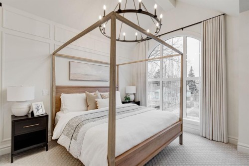 2810 26 St, Calgary, AB - Indoor Photo Showing Bedroom