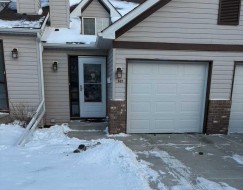 147 Somervale Park SW Calgary, AB T2Y 3J4