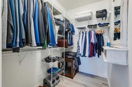 420-30 Walgrove Walk Se, Calgary, AB - Indoor With Storage