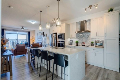 420-30 Walgrove Walk Se, Calgary, AB - Indoor Photo Showing Kitchen With Upgraded Kitchen