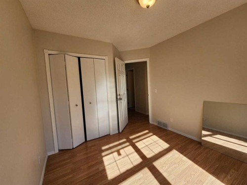 86 Harvest Rose Circle Ne, Calgary, AB - Indoor Photo Showing Other Room