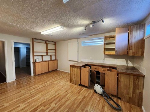 86 Harvest Rose Circle Ne, Calgary, AB - Indoor