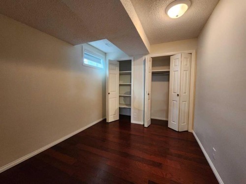 86 Harvest Rose Circle Ne, Calgary, AB - Indoor Photo Showing Other Room