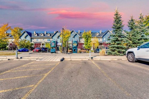 112-200 Cranfield Common Se, Calgary, AB - Outdoor